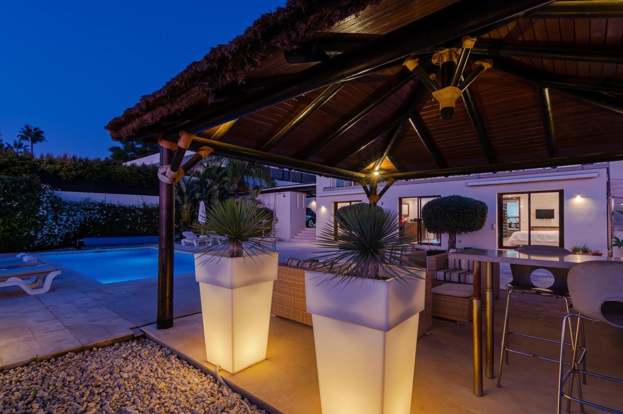 - Naranjos Golf Frontline Villaer
