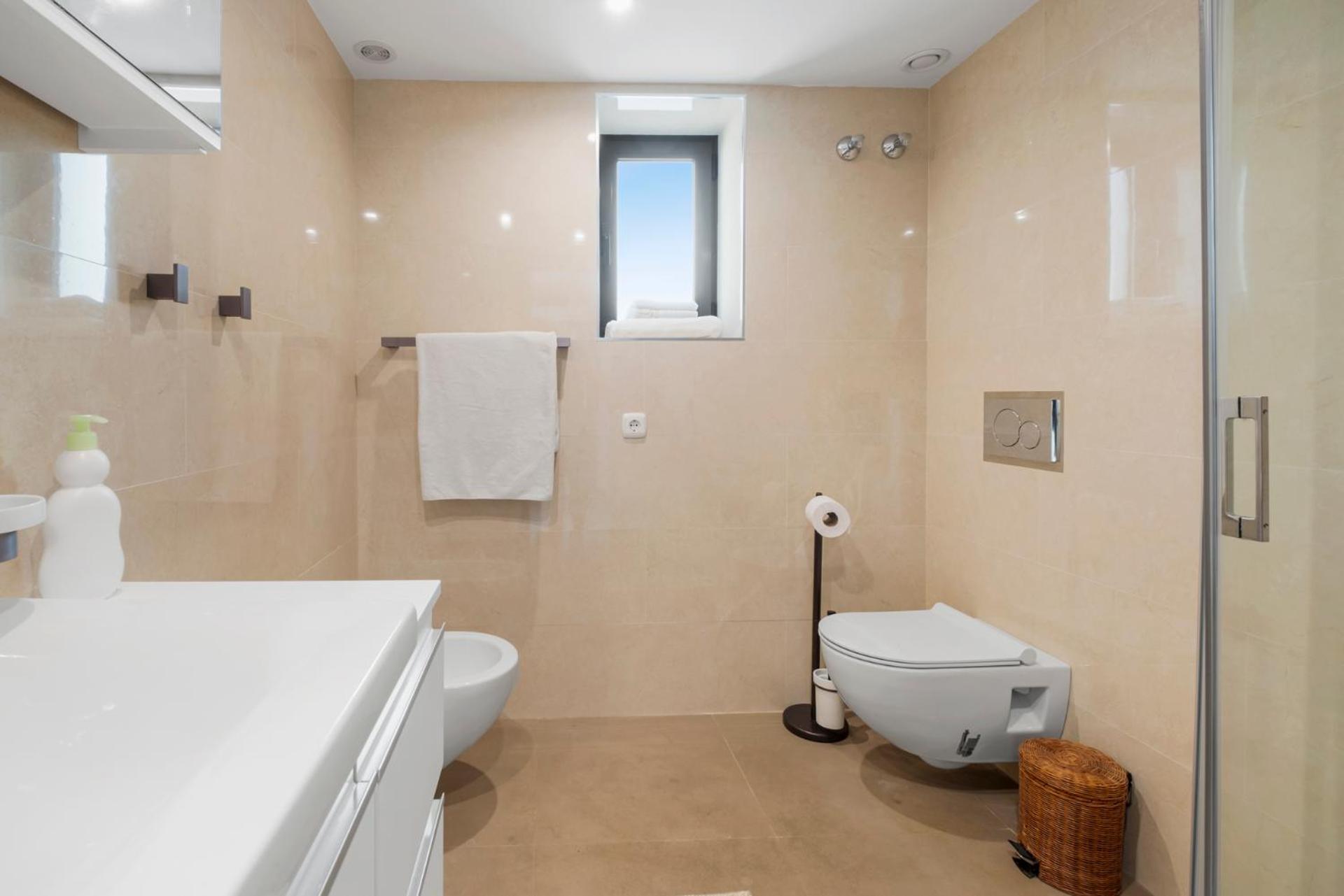 - Naranjos Golf Frontline Villaer *